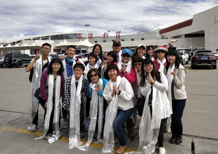 台湾游客抵达拉萨