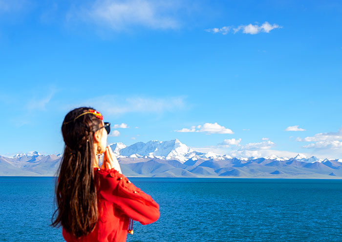 西藏10日跟团游游客在纳木错